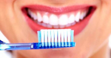 tooth brush
