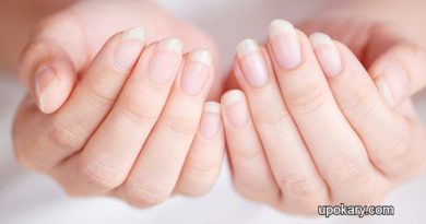 nails