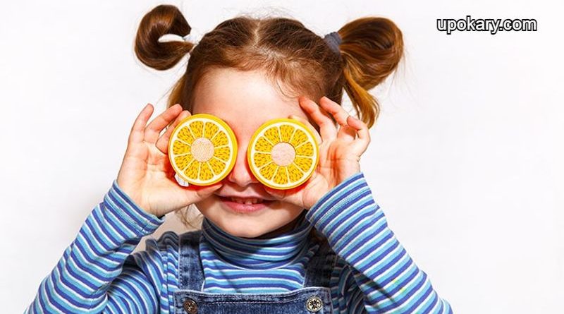 child's eyesight healthy